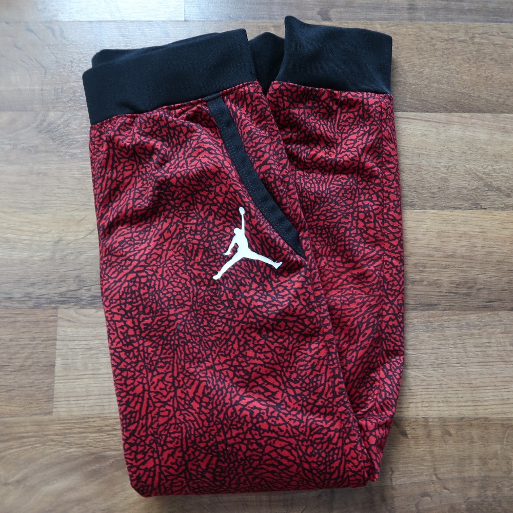 Boys 10/12 Jordan athletic Joggers!!!